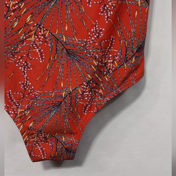 NWT O'Neill Floral Swimsuit Girls 14 Red One Piece Ruffle Beach Vacation - Picture 3 of 7